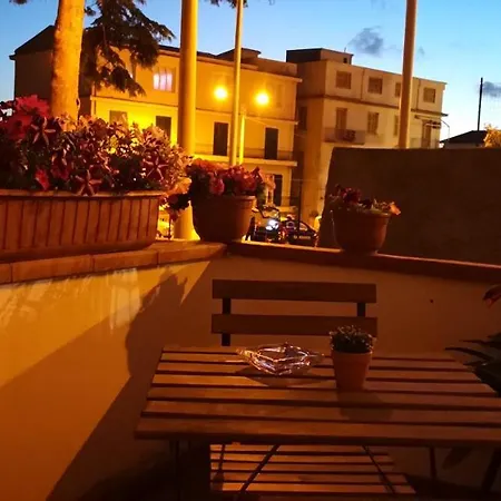 La Casetta فندق مبيت وإفطار سترارو